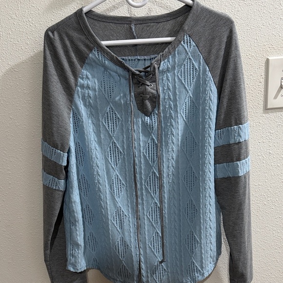 Tops - Lace-Up Raglan Long Sleeve Top in Light Blue and Gray